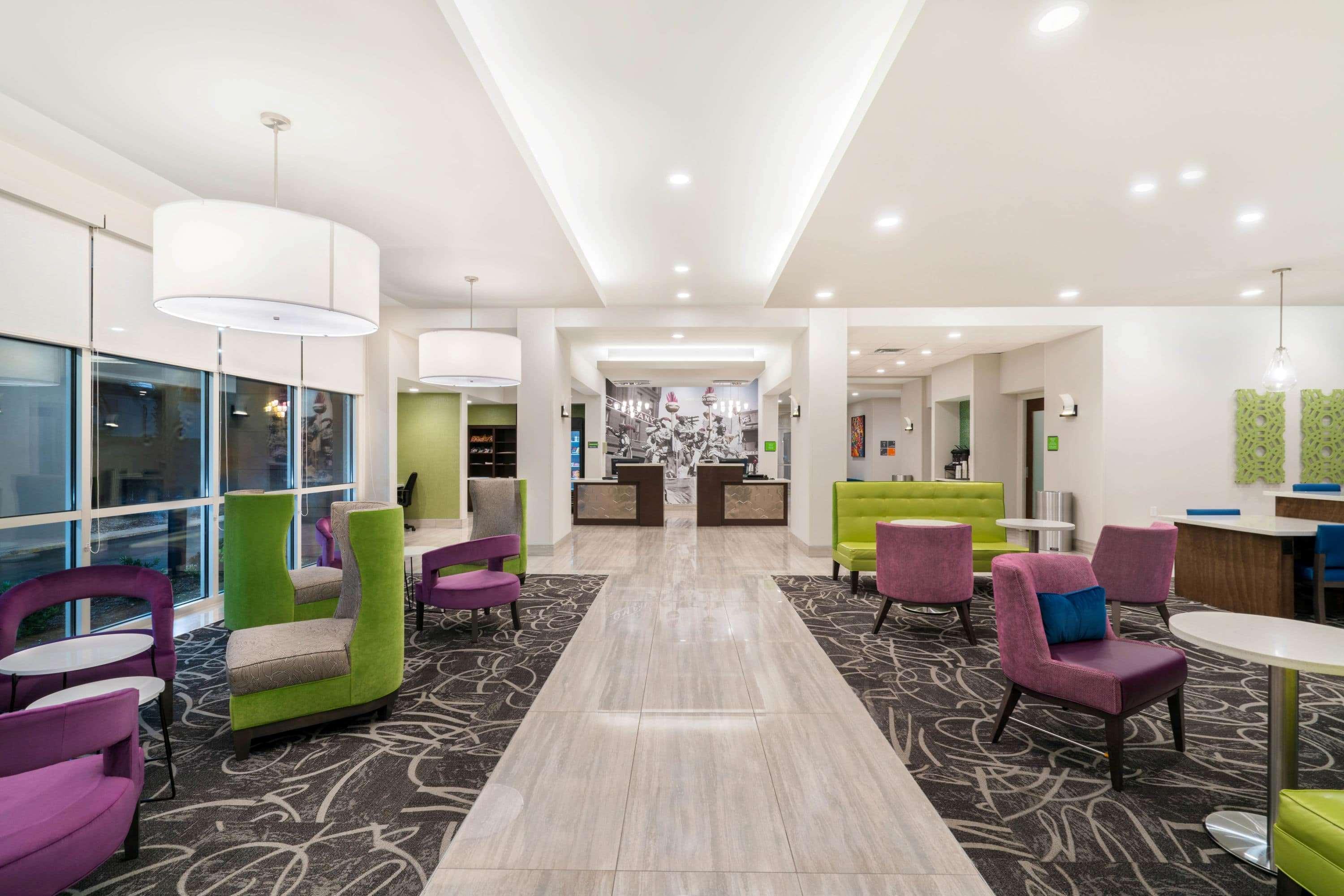 La Quinta By Wyndham Mobile Hotel Eksteriør billede