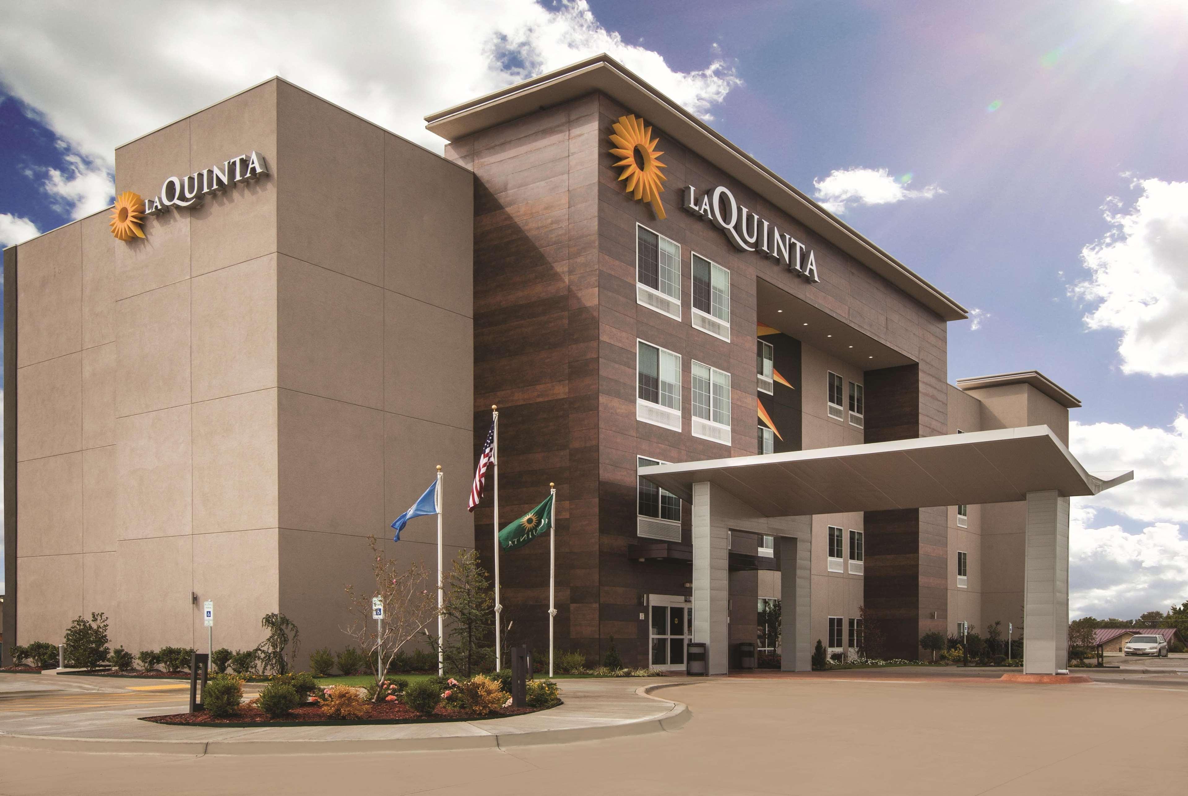 La Quinta By Wyndham Mobile Hotel Eksteriør billede