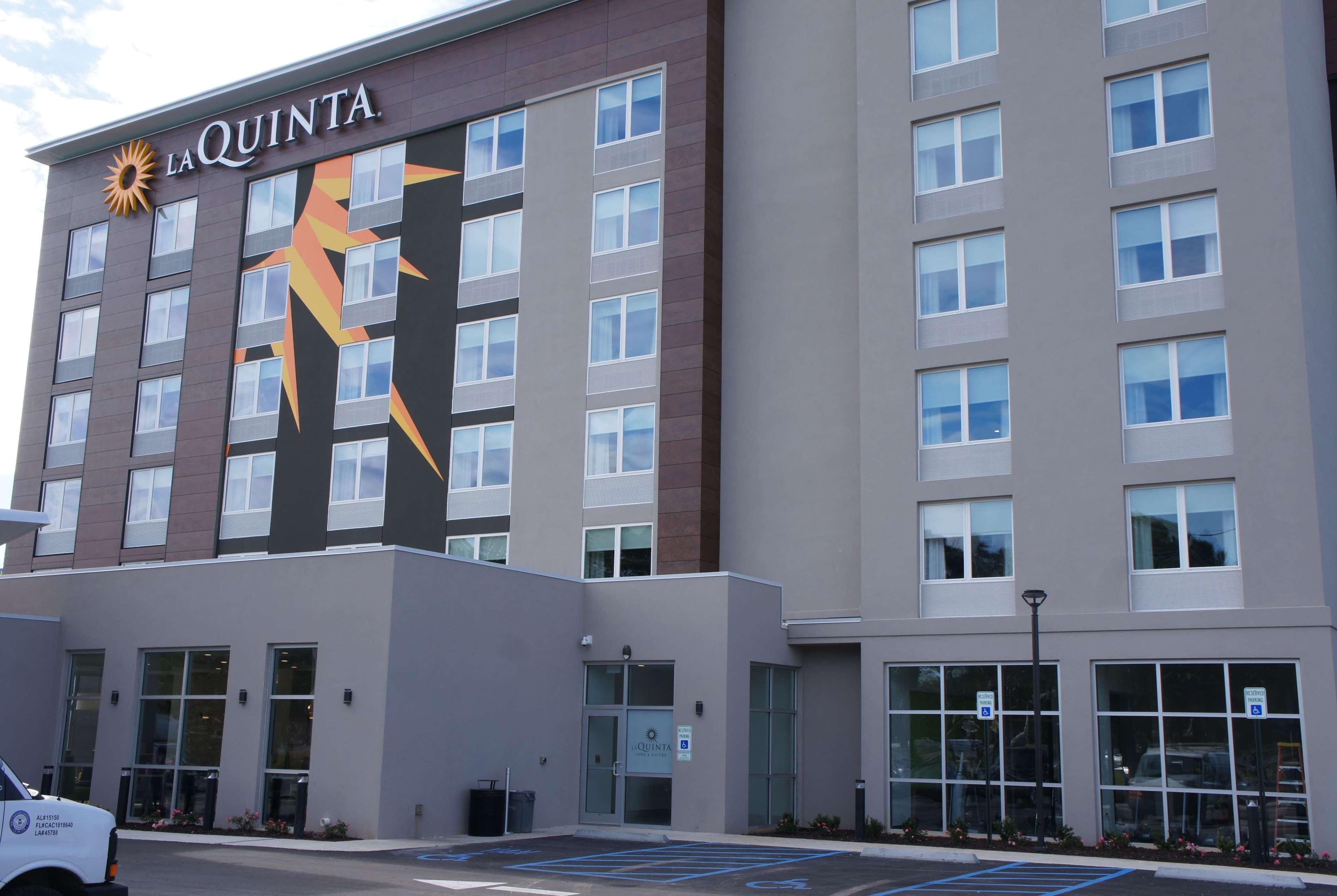 La Quinta By Wyndham Mobile Hotel Eksteriør billede